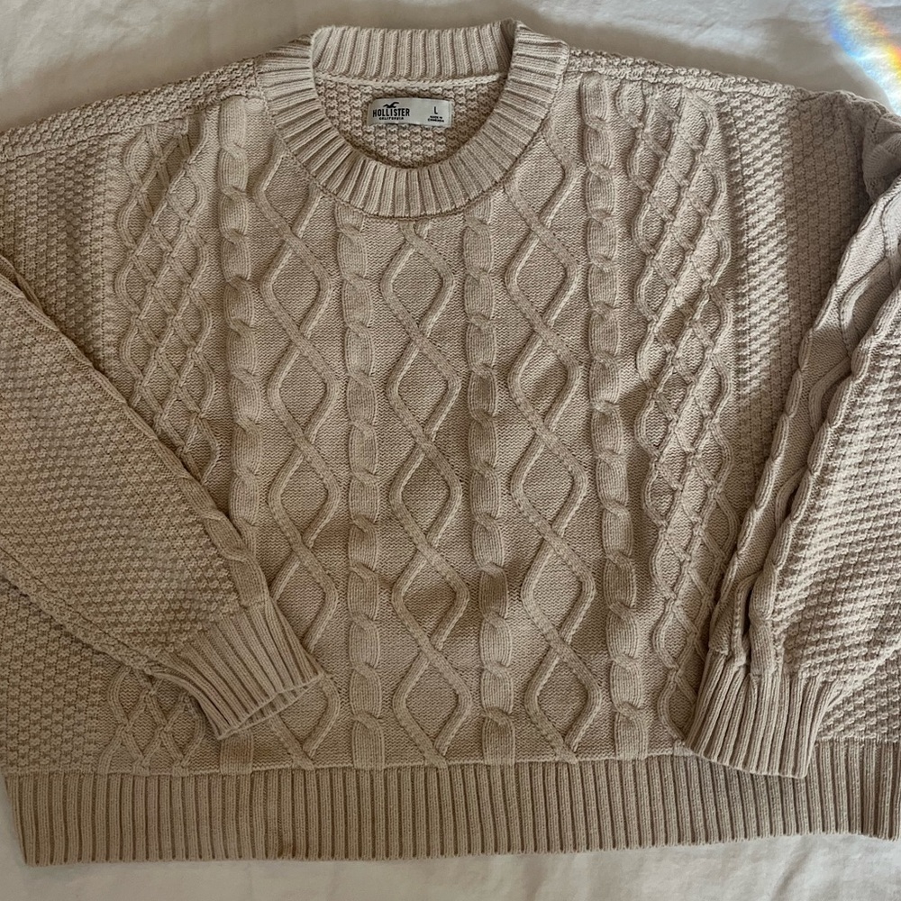 Hollister Light Tan Knit Sweater